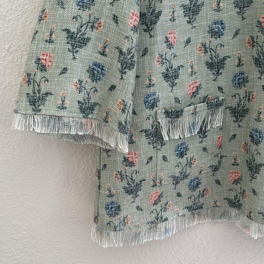 Tuckernuck Light Blue Floral Tweed Fringed Blouse - Picture 5 of 8